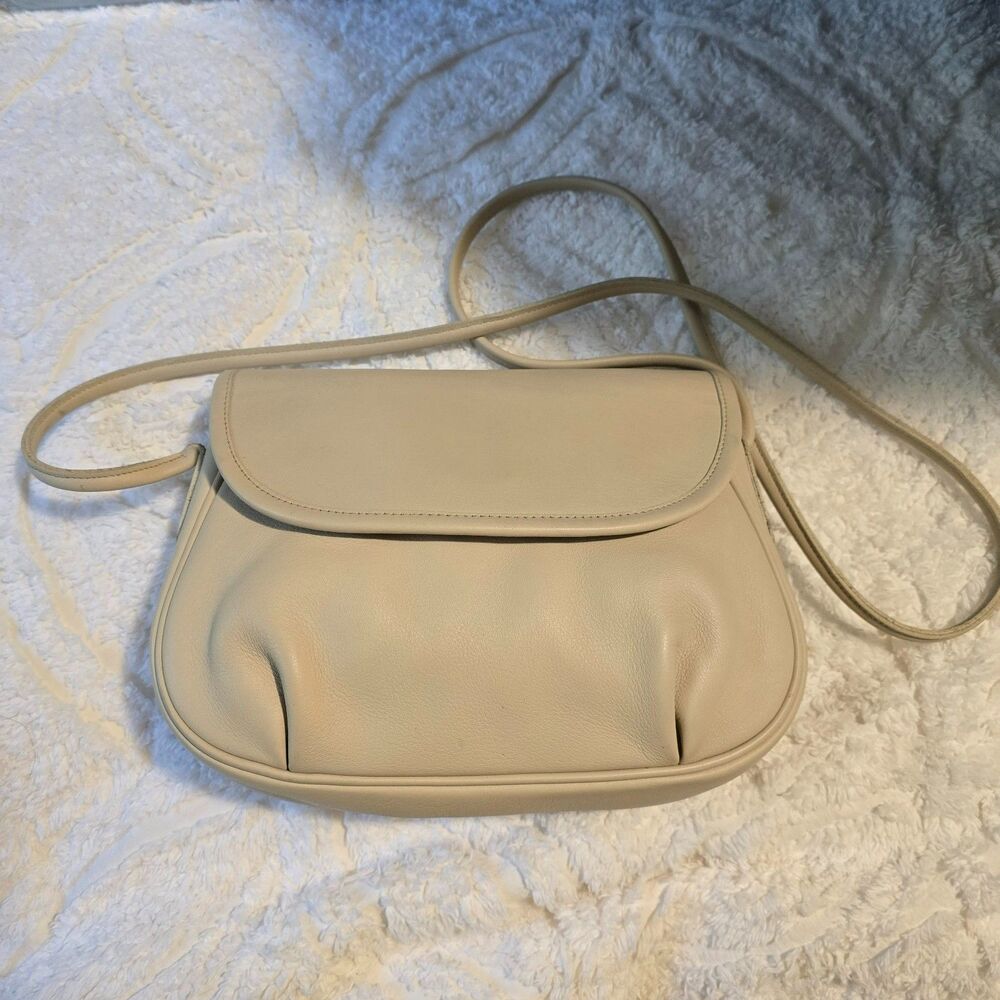 Vintage COACH Bone Color Cafe Bag Style No. 4111